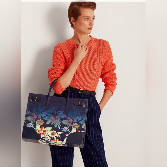 Lauren Ralph Lauren Devyn Canvas
Floral Print Leather Trim Large Tote Bag
Navy - Picture 5 of 8